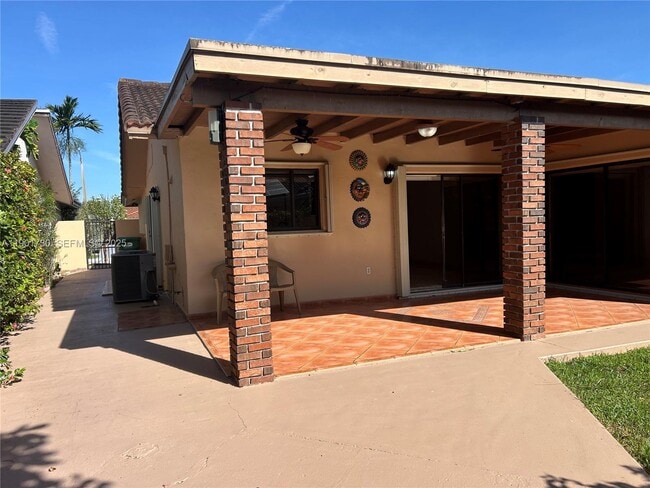 Building Photo - 14670 SW 49th St