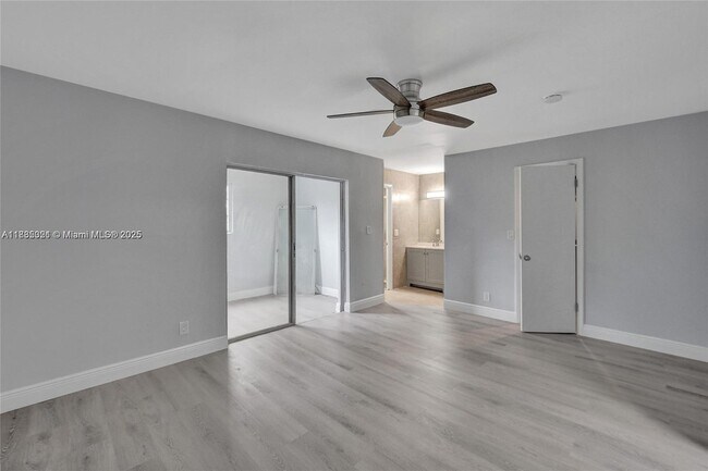 Building Photo - 5963 NW 25th Ct