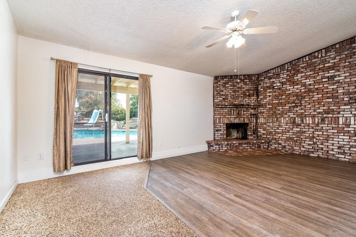 Building Photo - 17323 Anaconda Rd