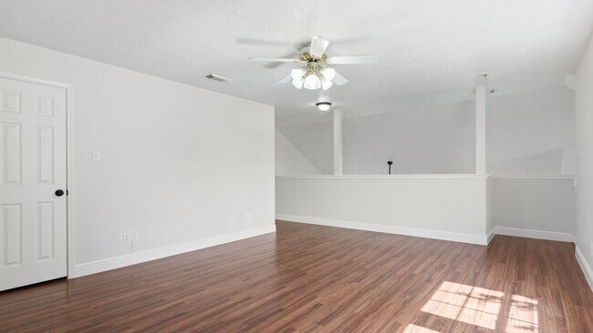 Building Photo - 4602 Garden Meadow Dr