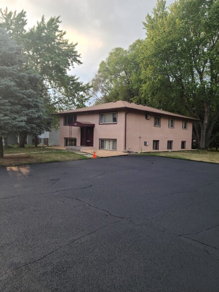 Building Photo - 345 89th Ln NE