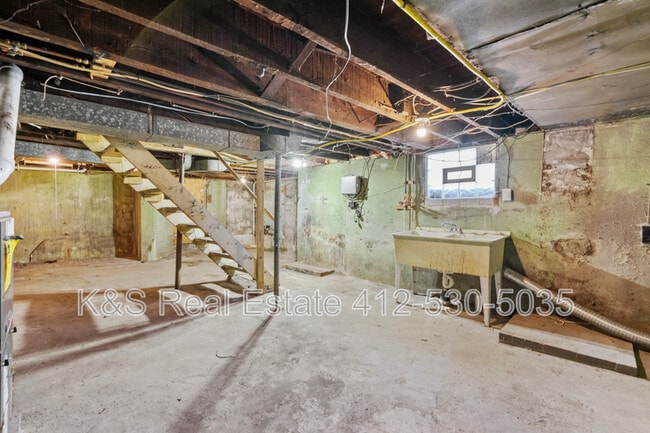 Building Photo - 2723 Kingwood St