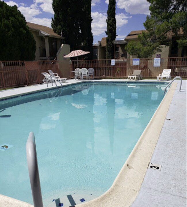 Building Photo - TUCSON - LAS COLINAS