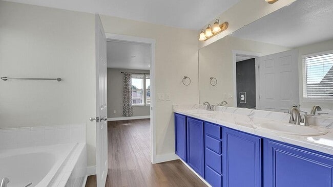 Building Photo - 17021 White Alba Ln