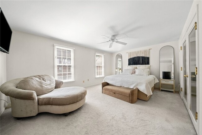 Building Photo - 302 Kingsberry Cir