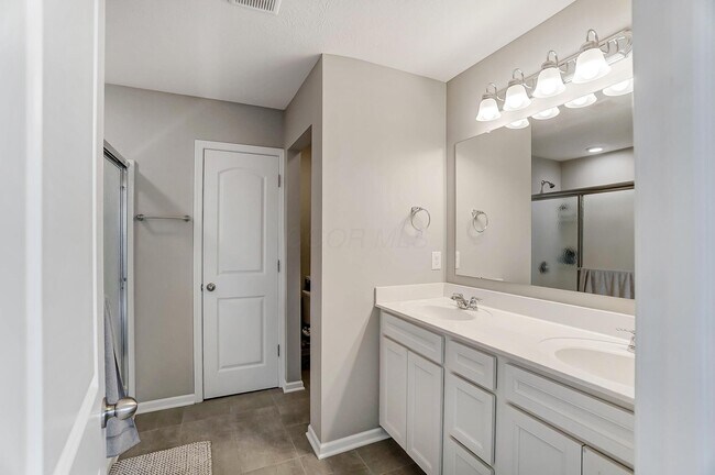 Building Photo - 6407 Low Tide Wy