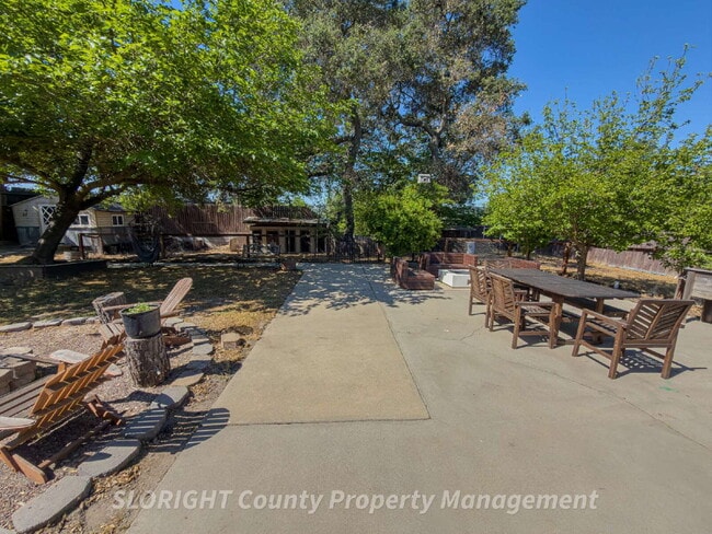 Building Photo - AVAILABLE MAY - Atascadero Home with Backyard Oasis + Bonus Office