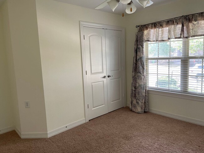 Building Photo - Property for Lease in Little Elm!