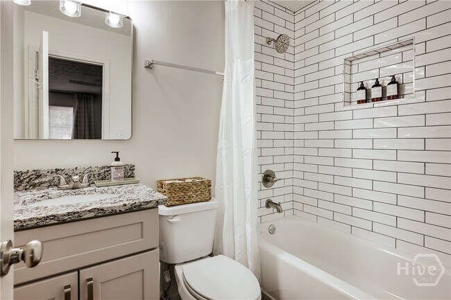 Building Photo - 1905 S Milledge Ave