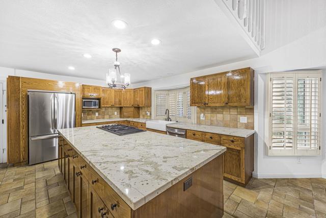 Building Photo - 28720 Sandhurst Way