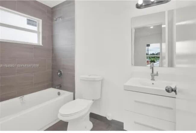 Building Photo - 1831 NW 67th St