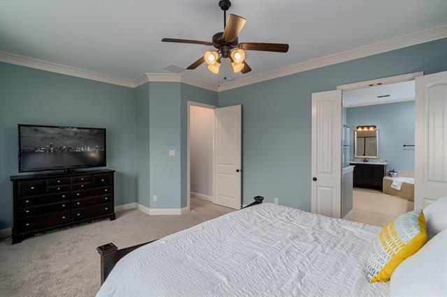 Building Photo - 410 Oxford Pl