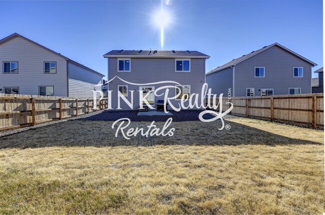 Building Photo - 10832 Yuba Dr