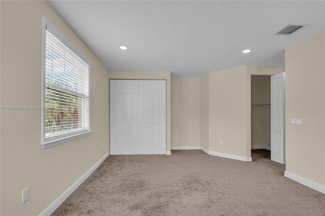 Building Photo - 4088 W Palm Aire Dr