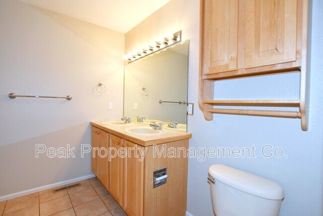 Building Photo - 2203 Copper Creek Dr