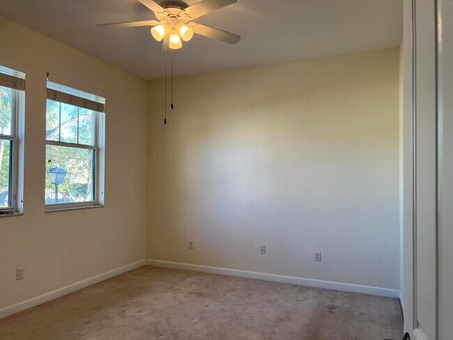 Building Photo - 650 Pacific Grove Dr