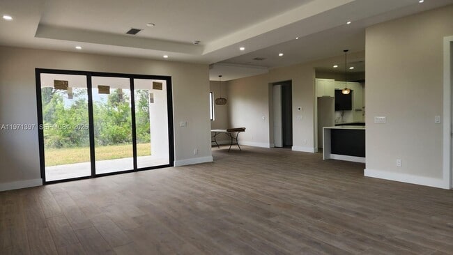 Building Photo - 47 Brig Cir E