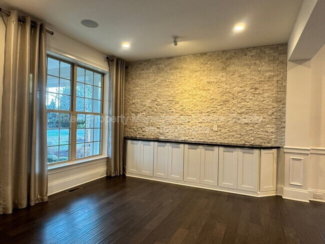 Building Photo - 1021 Keith Rd