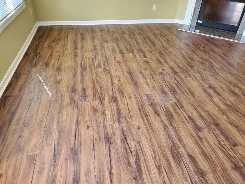 Building Photo - Room in Townhome on Olmadison Pl