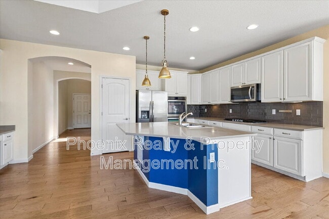 Building Photo - 963 Laramie Ln