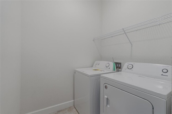 Building Photo - 9123 46th Ct E