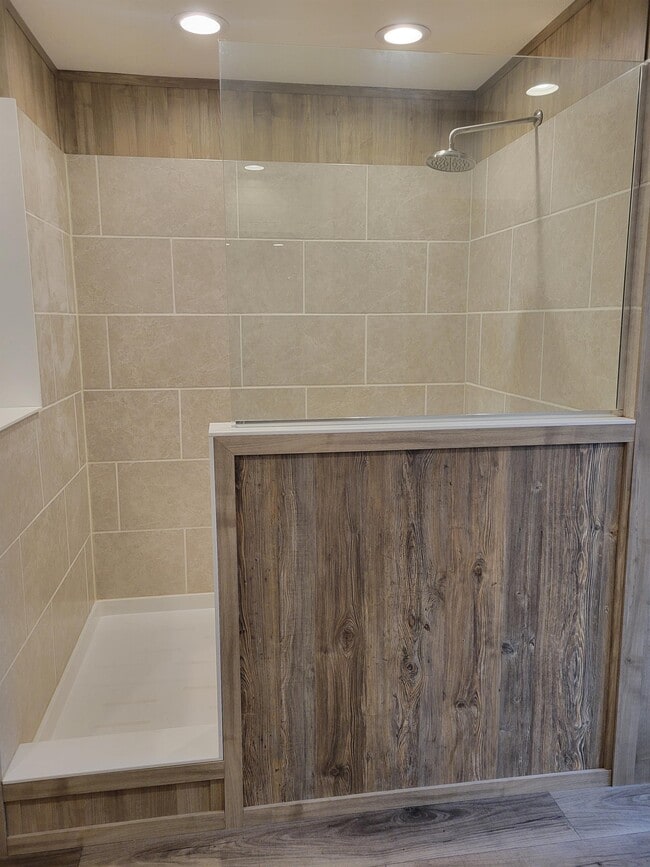 Building Photo - 4052 Saponac Dr