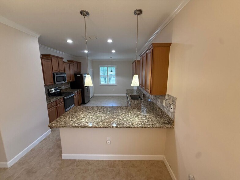 Building Photo - 3684 Gurrero Dr