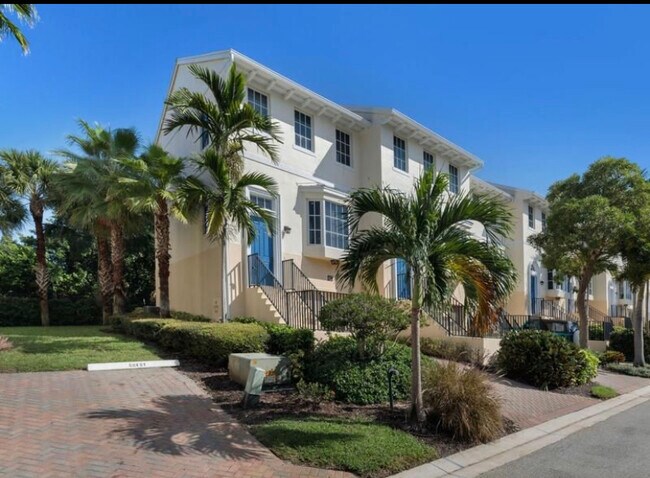 Building Photo - 417 Juno Dunes Way