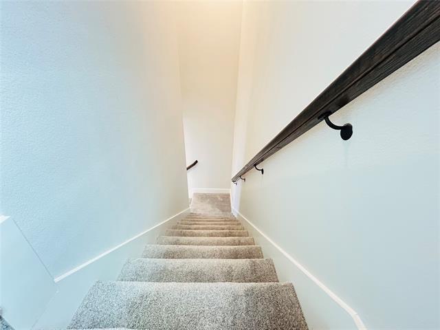 Building Photo - 760 W Bedford Euless Rd