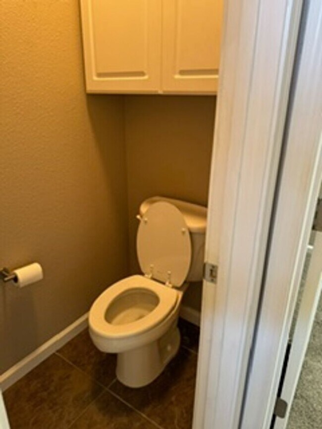 Building Photo - 1825 Resistol Dr