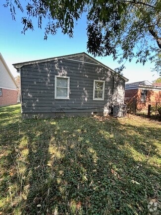 Building Photo - 205 Reno Ave