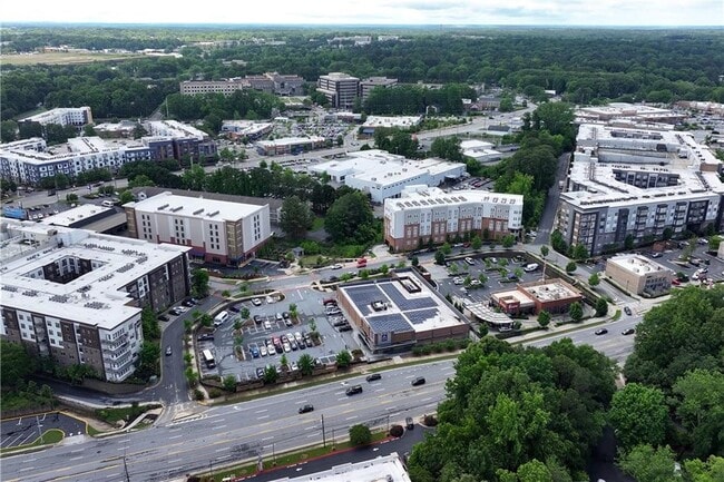 Building Photo - 1405 Tuxworth Cir
