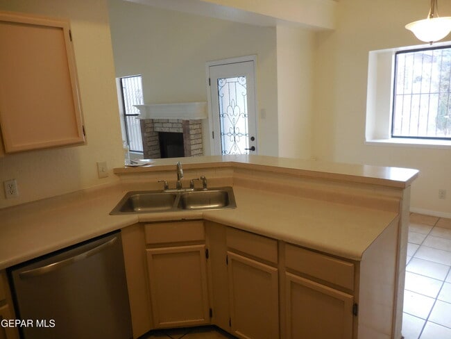 Building Photo - 11629 Kristy Weaver Dr