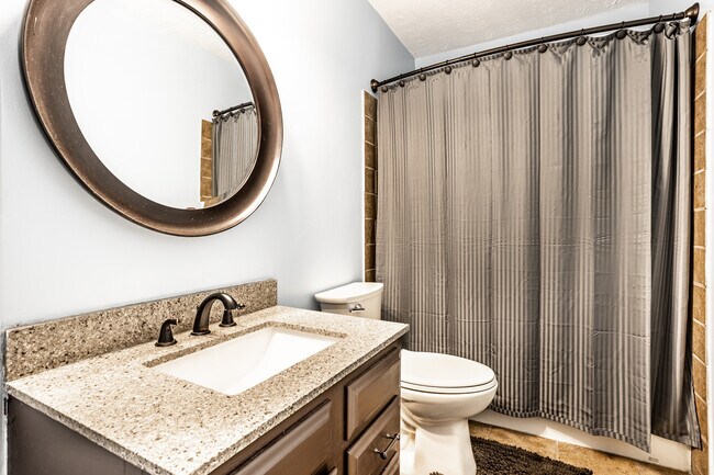 Building Photo - 7757 Kemble Ct