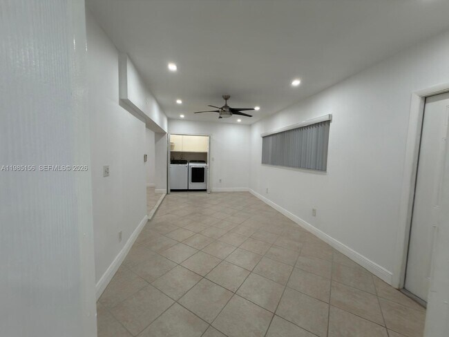 Building Photo - 11840 SW 81st Rd