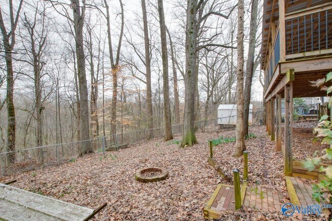 Building Photo - 143 Rebecca Pines Dr