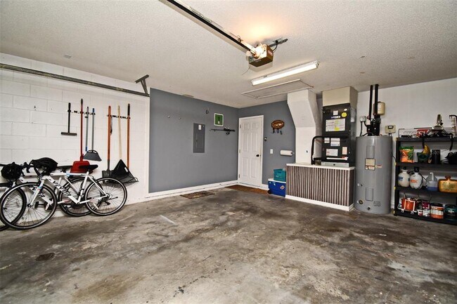 Building Photo - 2634 Gold Dust Cir