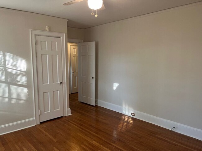 Building Photo - House in Plaza Midwood