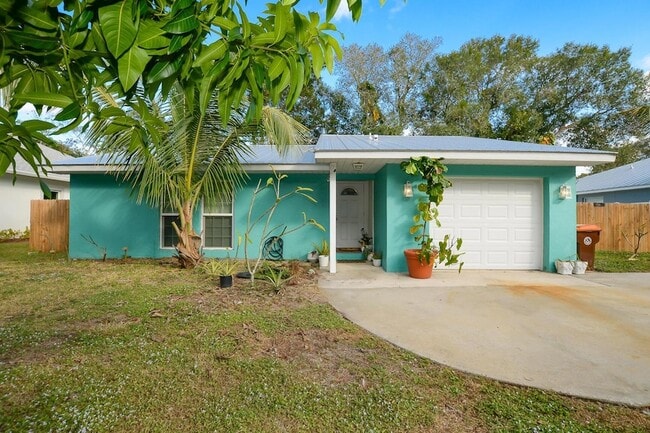 Building Photo - 2386 28th Ave SW