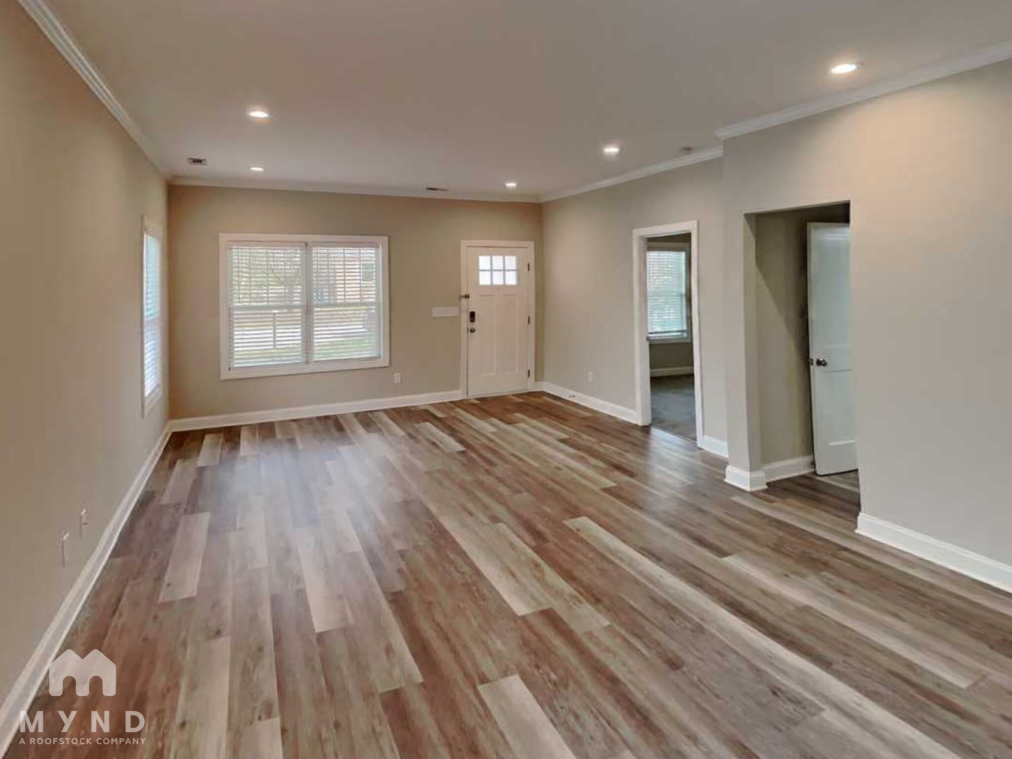 Building Photo - 2112 Middale St