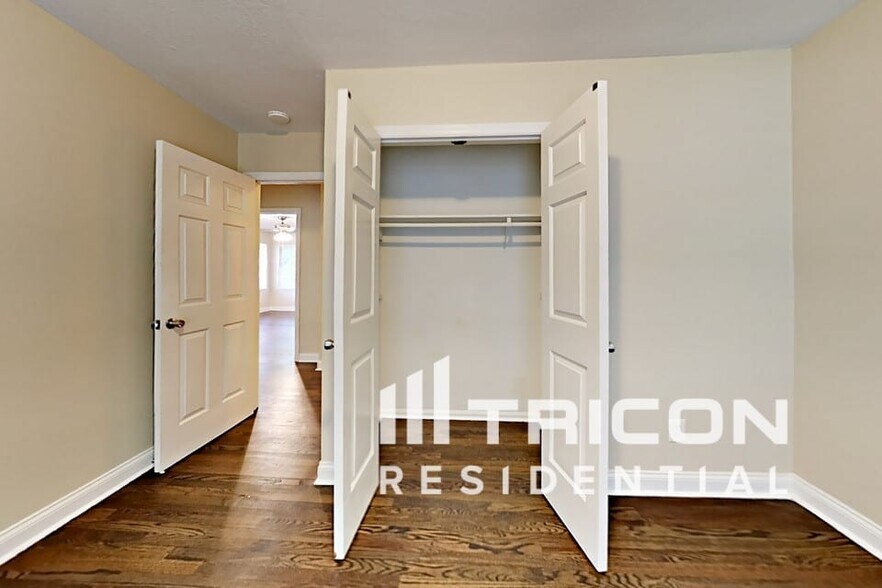 Building Photo - 11810 Lansbury Ct