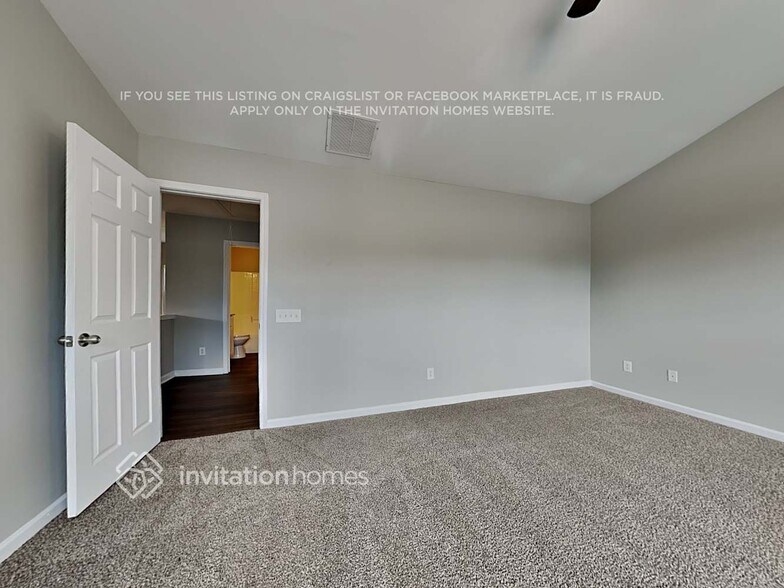 Building Photo - 11027 Holm Oak Pl