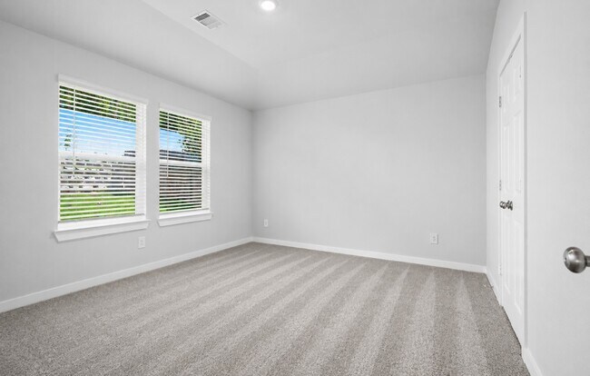 Building Photo - 336 Willow Sage Ct
