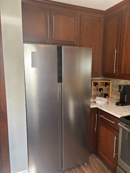 Building Photo - 10747 Oakmont St