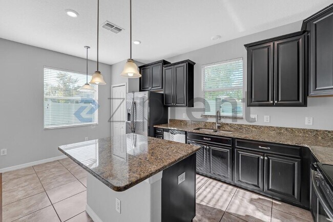 Building Photo - 16622 Myrtle Sand Dr