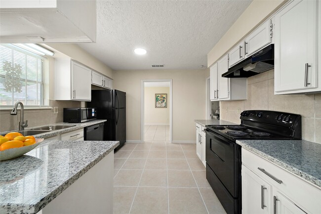 Building Photo - 10718 Nobility Dr