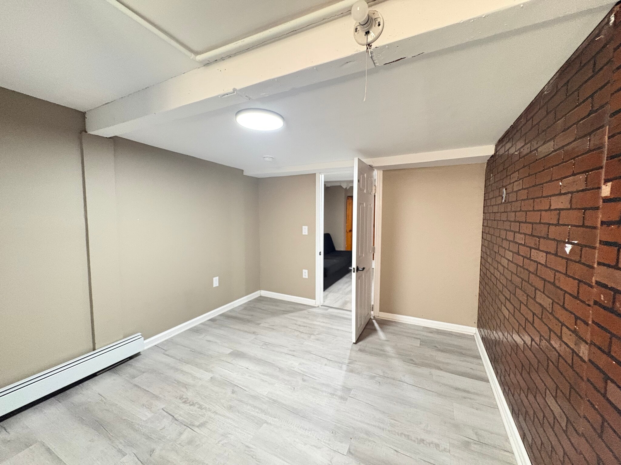 Building Photo - 563 Avenue A