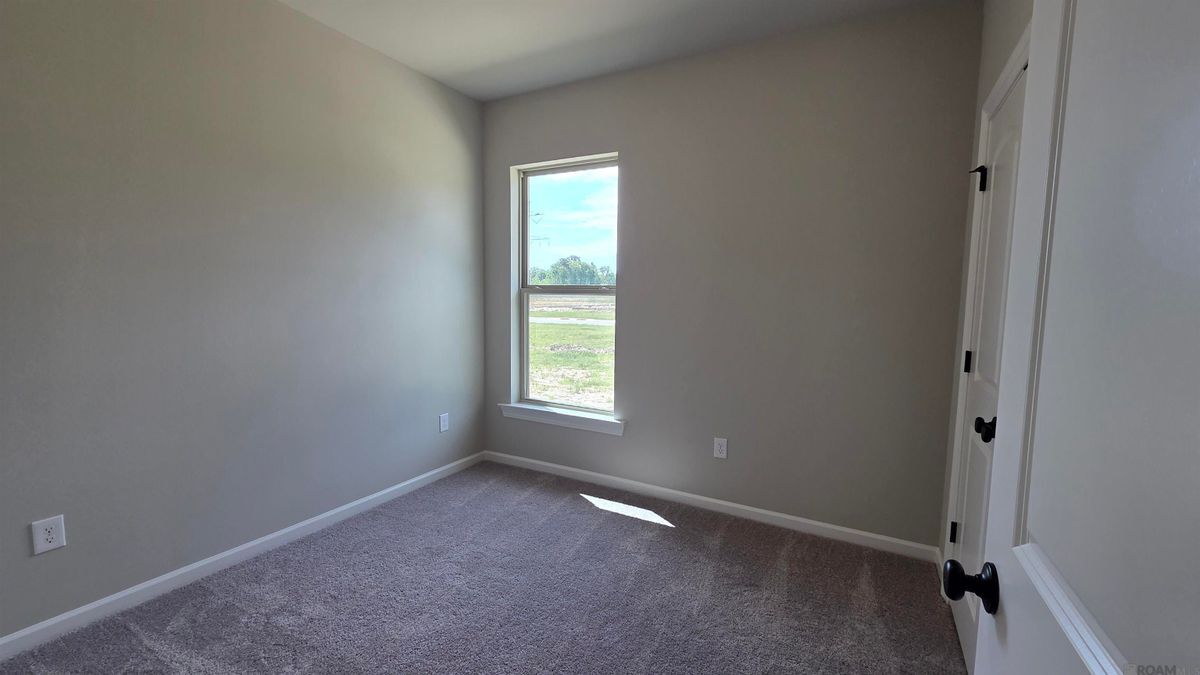 Building Photo - 25662 Tarver Dr