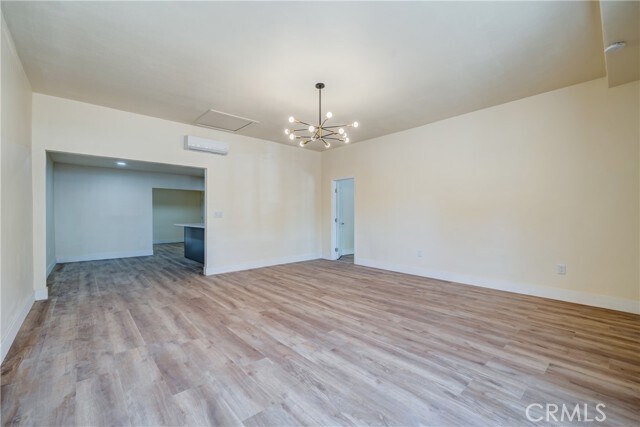 Building Photo - 902 S Hope Ave