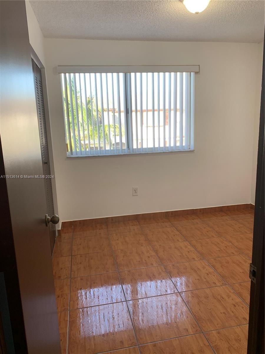 Building Photo - 8625 SW 152nd Ave